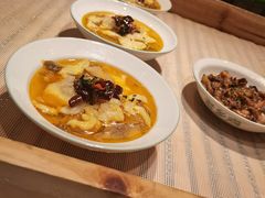 -老乡鸡(上海白玉兰广场店)