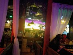 -Helens海伦司小酒馆(上海疁城新天地店)