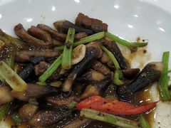 黑松菌椒香牛柳-明记海鲜酒家