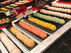 马卡龙礼盒-Salon de The de Joel Robuchon(外滩18号店)