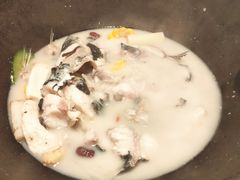 原味原汁锅-鲜潭蒸汽石锅鱼(五道口购物中心店)