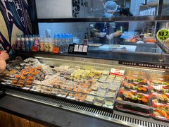面包甜点陈列柜-池田寿司·4H鲜作(朝阳大悦城店)