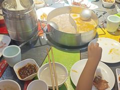 -四季喧黔味豆米火锅(万达广场店)