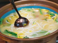 云南过桥米线-云海肴汽锅鸡·云南小炒(天津国金汇店)