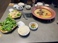 -阿婆情腊排骨火锅·野生菌季(古城旗舰店)