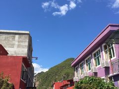 -百里峡七彩艺术小镇