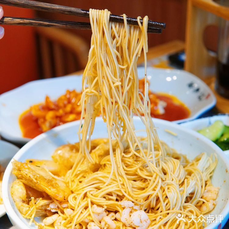 美食分享‖一碗蟹黄面，就足够抚慰人生～