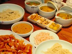 -裕兴记•蟹黄面馆(人民广场店)