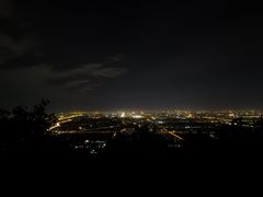 -鬼笑石后山停车场