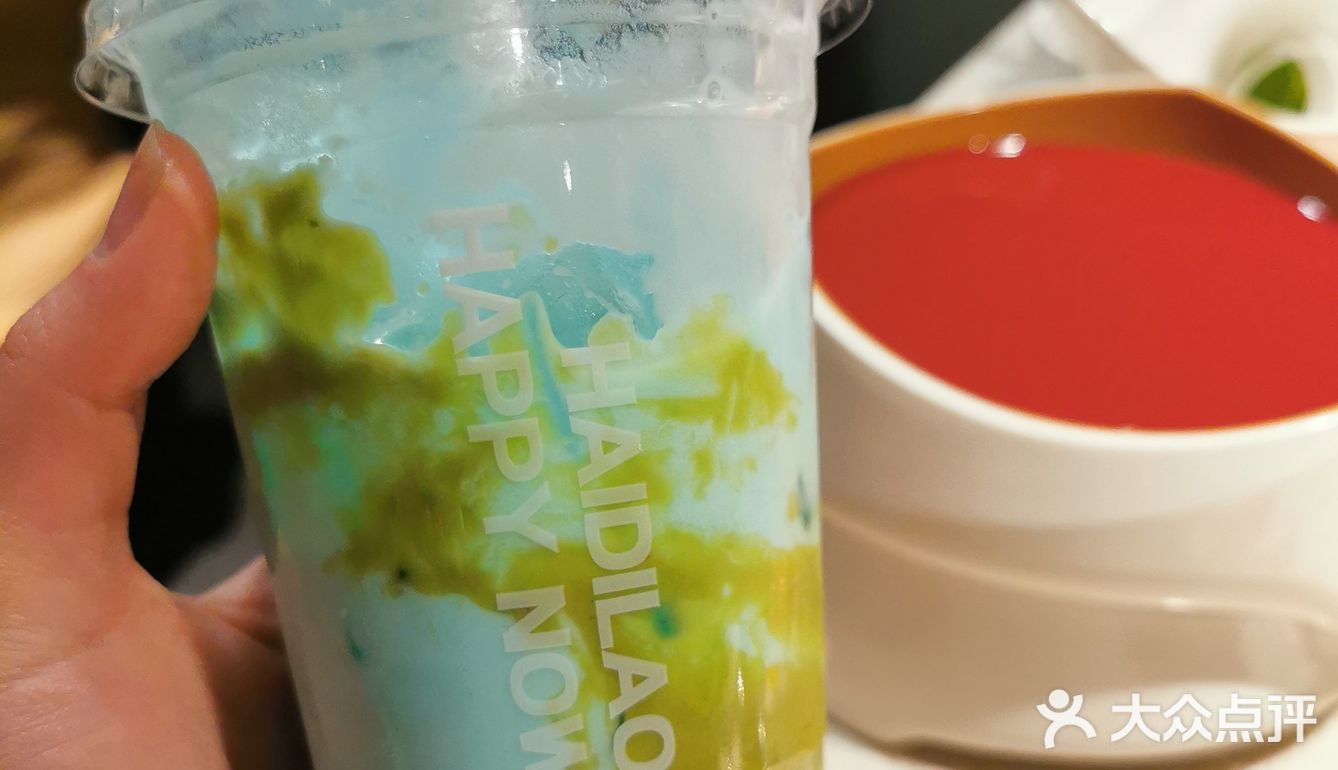 今天火锅吃撑了，超满足