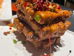 -铜锣湾·有麝自然香(渝北财富中心店)