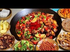 -大锅大灶柴火鸡鱼