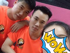 -嘿哟动霸CHUA·新潮玩运动娱乐中心·蹦床滑冰团建乐园