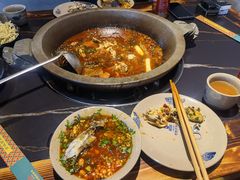 -石锅苗苗鱼(武汉首店)