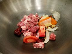 -羊来顺冰煮鲜羊 铁锅烀羊肉(中央大街店)