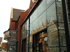 -钟书阁(松江泰晤士小镇店)