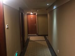 -汕尾巴黎半岛酒店