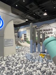 -MINI MARS 脚下的城市乐园·餐饮·派对(静安江宁店)