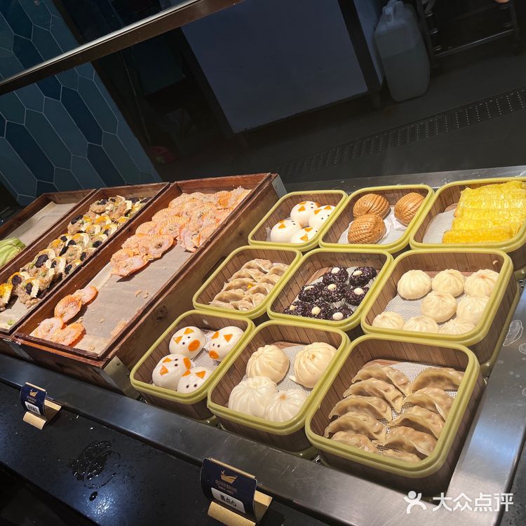 158/人 种类超多的海鲜自助餐｜现捞现煮，情侣约会好去处😽