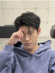 -乾健·烫染·接发SALON