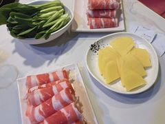 -德林酸菜鱼火锅(南丹店)