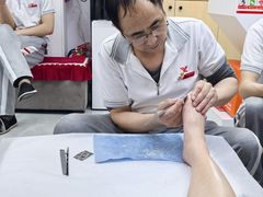 -郑远元专业修脚房(莘朱路店)