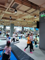 -反弹蹦床公园·运动乐园·团建·亲子派对(深圳观澜湖店)