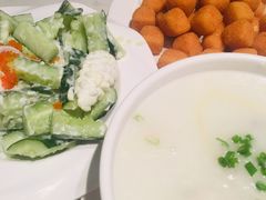 招牌八味豆腐-肥仔文澳门猪骨煲(南京西路店)