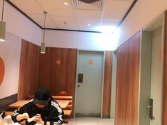-麦当劳(玉桥中路店)