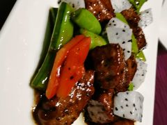 -上海滴水湖皇冠假日酒店