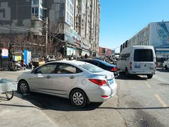 -岳各庄批发市场(西四环中路店)