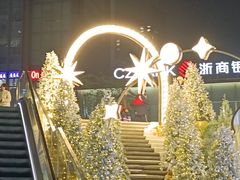 -观音桥步行街