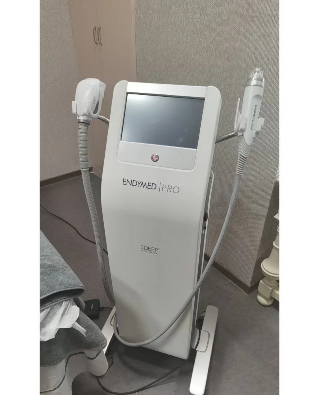 体验一下火在国外的项目美迪迈相控射频