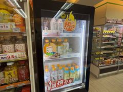 -全家便利店(宜山路站店)