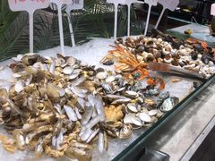 -飨食汇全日制餐厅·昆山皇冠假日酒店(九方店)