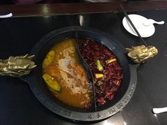 -重庆德庄火锅(体育中心店)