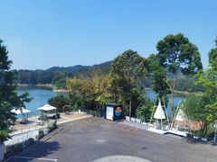 -华凌山庄·隐湖栖