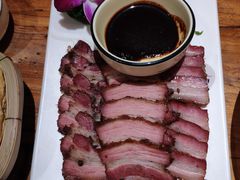 芭蕉叶烤肉-老滇山寨•云南特色菜•地方菜•民族风情歌舞表演(金碧店)