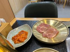 -臻牛烤肉