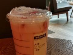 草莓酸奶星冰乐SYOG-星巴克(南京大世界店)