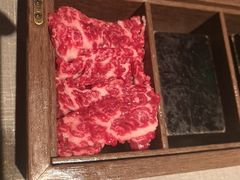 -左庭右院鲜牛肉火锅黑金店(陆家嘴中心店)