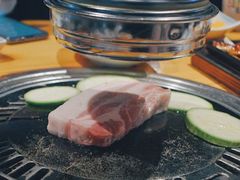 -唯成•韩国炭火烤肉 유성고기