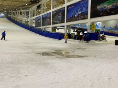 -乔波室内滑雪场