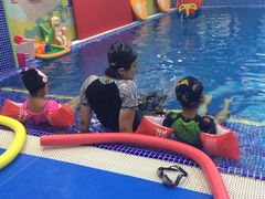 -贝贝鲸亲子游泳俱乐部(富城商楼店)