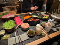 -三出山火锅(南京万象天地店)