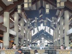 -亚龙湾喜来登·美景台大堂吧