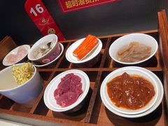 -汤鲜生自助臻选盖碗火锅(福城天虹店)