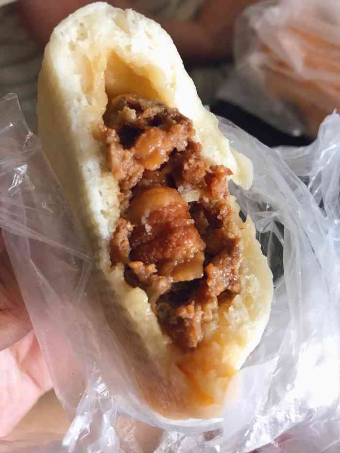 东坡肉包听起来就挺有食欲的这个名字是人联想起了苏东坡的东坡肉外皮