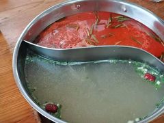 -苗伯妈酸汤火锅