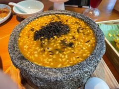 -菌自由丨野生菌火锅特色庭院餐厅(丽江古城店)